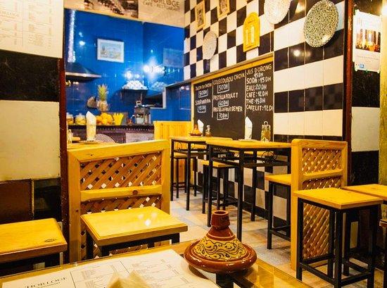 L'Horloge Cafe Restaurant